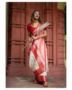 Sari Tradicional Banarasi de Seda Suave con Blusa Sin Coser Blanca 72053 - Product Image 6