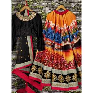 Désireux de couleur noire Party Wear Designer Brodé Art Soie Lehenga Choli - Product Image 2