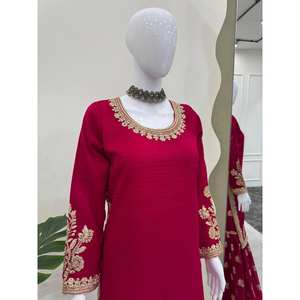 Conjunto de mono de fiesta con Dori bordado y trabajo de secuencia para uso festivo - Product Image 3