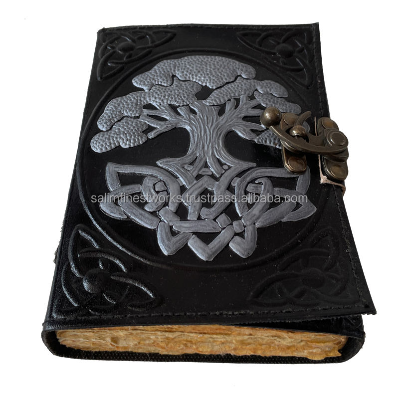 สีดำกับสีเงิน