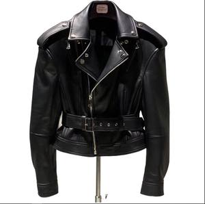 Chaqueta de Motera para Mujer, Nueva, de Cuero de Oveja Auténtico, Color Rojo con Cinturón, Transpirable para Invierno - Product Image 4