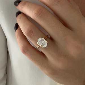 Magnifique bague de luxe en diamant taille ovale 3,01 carats cultivé en laboratoire avec or massif 18 carats, bijou de promesse raffiné, cadeau pour petite amie - Product Image 2