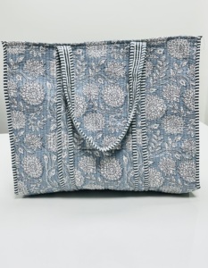 Floral Printed Cotton <b>Tote</b> <b>Bag</b> Handmade Quilted Eco-friendly Fashion Women's Shoulder Zipper Closure <b>White</b> Travel Shopping <b>Bag</b> - Product Image 4