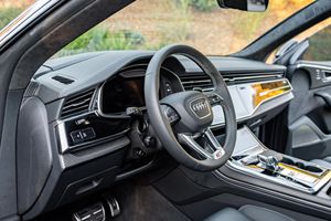 Offre Équitable 2022 Audi RS Q8 OEM DIY Acier - Product Image 2