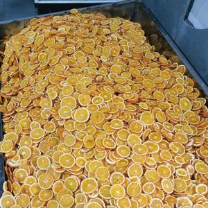 Très demandé : Tranches d'orange séchées pour l'agriculture durable, fruits déshydratés pour cocktails et thés - Product Image 6