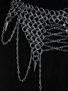Collier en armure de chaîne gothique fait main • Collier ras-du-cou à pointes en acier inoxydable • Pièce statement style corset Dark Fantasy • Alternative P - Product Image 4