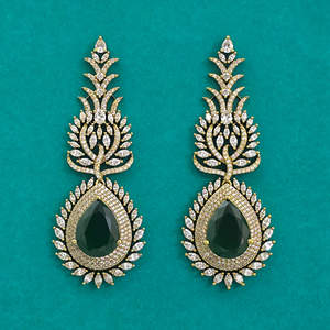 Pendientes Clásicos Americanos de Última Moda con Latón y Circonita, Diseño Largo, Chapado Mehndi, Modelo 444103 - Product Image 2