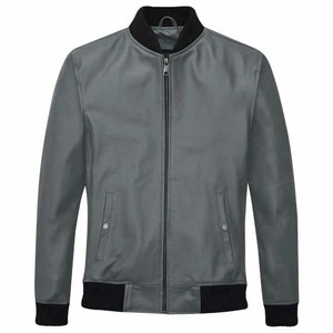 เสื้อแจ็คเก็ตหนังสีเทาเชอร์ปาแบบนุ่มสไตล์ทอม ครูซ - Product Image 1