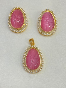 Conjunto de Colgante de Piedra Tallada Rosa, Chapado en Oro de 22K, Joyería Nupcial India Tradicional, Collar de Boda, Regalo para Ella - Product Image 3