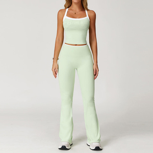 Ensemble de Vêtements de Sport Écologiques Solides pour Femme : Soutien-Gorge et Pantalon de Yoga et Course de Haute Qualité – Personnalisable – Vente en Gros - Product Image 2