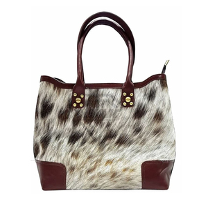 Bolso Tote de Cuero Vacuno de Lujo, Bolso de Hombro de Piel de Vaca Hecho a Mano, Elegante Bolso de Viaje de Gran Capacidad para Mujer - Product Image 1