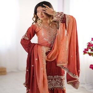 Conjunto VASTRA COTTAGE de Top de Seda Chinon y Pantalón Plazo con Lentejuelas Codificadas, Completamente Cosido, con Dupatta a Juego, Vestido Elegante para Fiestas - Product Image 2