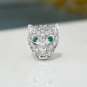 Pendiente de tuerca de pantera de oro macizo de 14K con diamantes pavé y ojos de esmeralda, diamante cultivado en laboratorio, pendiente de tuerca único, pieza individual - Product Image 4