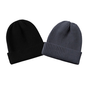 Gorro de Punto Jacquard Personalizado, Acrílico Ecológico, Color Rosa Intenso, Cálido para Invierno, con Puño Acanalado, Unisex, Marca Privada OEM - Product Image 2