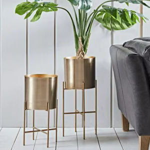 กระถางต้นไม้โลหะตกแต่งงานแต่งงานสุดหรูพร้อมขาตั้ง สำหรับตกแต่งเวทีดอกไม้และการจัดงานอีเว้นท์ - Product Image 1