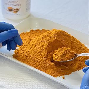 Polvo de cúrcuma fresco procedente de raíces seleccionadas que garantiza un sabor intenso y un color amarillo brillante. - Product Image 2