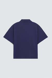 Polo Navideño Verde para Hombre con Estampado de Reno y Copo de Nieve, Manga Corta, Casual, Transpirable, de Poliéster Tejido - Product Image 3