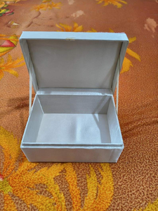 Caja de joyería hecha a mano con cuentas rosas y plateadas, estuche decorativo con bordado de cuentas, para guardar objetos pequeños, regalo especial para ella, San Valentín - Product Image 4