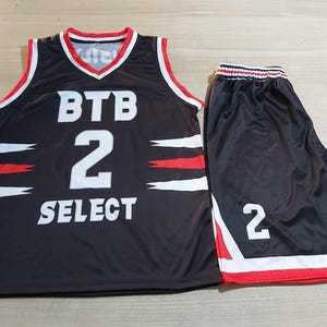 Ensemble d'uniformes de basketball personnalisés sublimés, maillot et short, maille respirante, séchage rapide, vêtements de sport d'équipe, OEM - Product Image 2