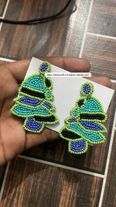 Pendientes de aro con cuentas y bordados hechos a mano, para fiestas festivas, pendientes de moda. - Product Image 3