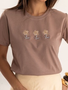 Cuentas de bordado con cuentas de semilla para un atuendo de verano de lujo artesanal y elegante para mujer, ideal para bautizo. - Product Image 3