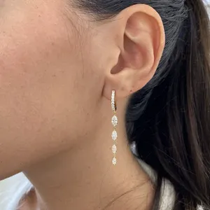 Boucles d'oreilles créoles en or jaune 14 carats avec diamants de laboratoire ronds et marquise de 2 carats, pureté E-F VS1 - Product Image 5