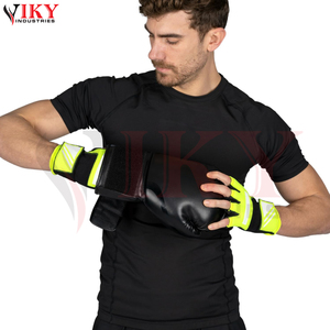 Nuevas vendas internas para manos en amarillo neón y negro, con absorción de impactos y correa de soporte para la muñeca, para entrenamiento, con cierre de velcro. - Product Image 6