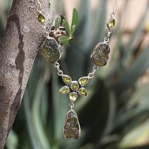 Handmade Raw Moldavite Peridot <b>Necklace</b> 925 Sterling Silver Green Gemstone Crystal Jewelry <b>Boho</b> Gift for Women - Product Image 5
