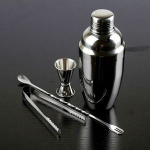 Mixeur élégant en métal pour la préparation de cocktails avec couvercle anti-fuite et forme ergonomique pour bars, restaurants, hôtels et usage privé - Product Image 4