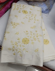 Tela de algodón suave con estampado floral, ancho 44, 75 g/m², diseño floral, para vestidos, kurtis, etc. - Product Image 4