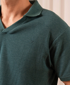 Polo de Algodón Verde para Hombre, Manga Corta, Corte Regular, Cuello en V, Color Sólido Informal, Tejido de Punto Transpirable - Product Image 6