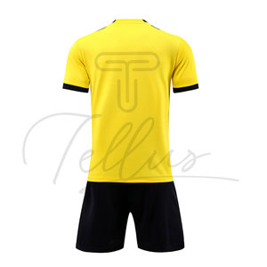 Prix de gros d'usine, uniforme de football sur mesure, design personnalisé, uniforme de football pour hommes de bonne qualité - Product Image 5