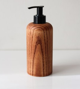 Ensemble salière et poivrière en bois naturel moderne, écologique, durable, pot à épices carré suspendu en bois, fait main, pour cuisine - Product Image 6