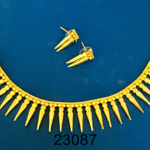 ชุดเครื่องประดับ MOLL JEWELLERS สร้อยคอและต่างหูรูปดอกไม้ ชุบทอง 24K ทำจากโลหะผสมสังกะสี ประดับเพชรซิร์คอน สำหรับผู้หญิง เหมาะสำหรับงานหมั้น งานแต่งงาน ของขวัญ - Product Image 1