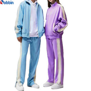 Ensemble de survêtements d'hiver pour femmes, vêtements de sport en gros, tenue de couple, haut ample et pantalon large pour l'entraînement et le fitness - Product Image 1