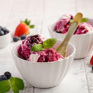 Cuchara para Servir Hecha a Mano con Cuerno de Búfalo Natural, con Acabado Pulido Espejo, Estilo Contemporáneo, Personalizable para Regalos y Venta al por Menor - Product Image 5