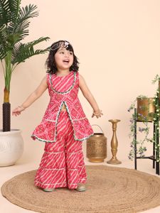 ชุดคุร์ตะผ้าฝ้ายพิมพ์ลายดอกไม้ Titrit พร้อมกางเกงปาลาซโซสีน้ำเงิน - Product Image 3