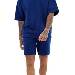 Conjunto de Verano Vintage para Hombre de Dos Piezas: Camiseta y Pantalones Cortos con Logotipo Frontal - Product Image 3