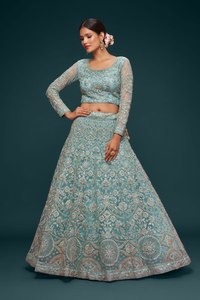 Robe de soirée de mariée florale bleu marine brodée en tulle souple, style Lehenga Choli avec dupatta, taille empire - Product Image 4