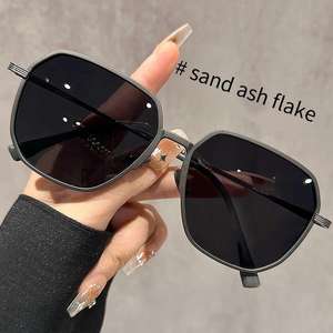 Gafas de Sol Nuevas 2025 para Estudiantes de Ciencia y Tecnología, Modernas y Elegantes, con Protección Anti-UV Avanzada para Conducir - Product Image 2