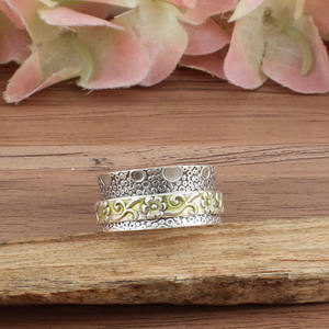 Anillo Giratorio de Plata de Ley 925 con Engaste de Bisel, Anillo de Ansiedad para Mujer, Anillo Giratorio Minimalista Antiestrés con Cuentas - Product Image 2