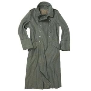 ABRIGO DE LANA ALEMÁN DE LA SEGUNDA GUERRA MUNDIAL PARA GUARDIA DE HONOR CON INSIGNIAS Y ACCESORIOS - Product Image 3