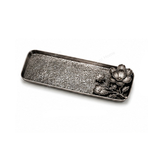 Bandeja Rectangular de Latón para Servir, Diseño Floral, Acabado Pintado, Elegante, Hecha a Mano, de Grado Comercial, Decorativa para Uso Residencial - Product Image 3