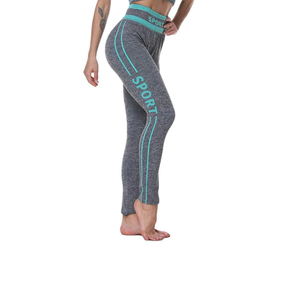 Conjunto de Ropa de Yoga para Mujer con Tela Suave y Diseño Elástico para Entrenamiento Físico y Actividades al Aire Libre - Product Image 3