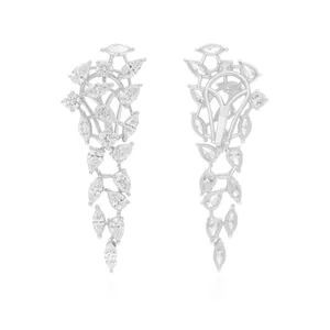 Boucles d'oreilles pendantes en diamant poire CVD cultivé en laboratoire de 4,67 carats, or blanc massif 14 carats - Product Image 2