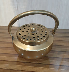 Brûleur d'encens Bakhoor religieux en laiton couleur or fait à la main parfum d'intérieur de haute qualité - Product Image 2