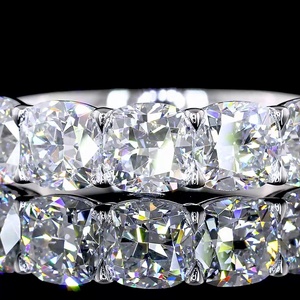 Anillo de Diamantes de Laboratorio con Certificación IGI, Corte Cojín de 2 Quilates, CVD, HPHT, Oro de 14K, Cinco Piedras Apilables, Venta al Por Mayor Personalizada - Product Image 3