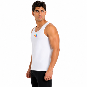 Camiseta deportiva transpirable para hombre con estilo minimalista, ideal para entrenamiento y paseos de verano. - Product Image 4