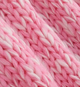 Pull en tricot style universitaire oversize, chaud pour l'hiver, toucher tricoté à la main, élégant, respirant, pour femme - Product Image 4