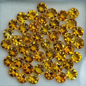 พลอยซิทรินธรรมชาติทรงกลมเจียระไนแบบเหลี่ยมคมขนาด 5 มม. สีเหลืองทอง สำหรับทำเครื่องประดับ ขายส่ง - Product Image 1